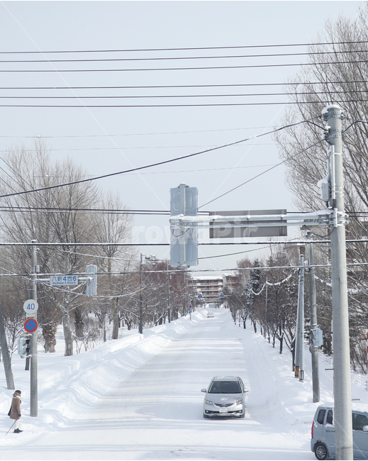 일본,눈,마을,길,훗카이도,japan,hokkaido,배경,겨울,winter,snow,sapporo,전봇대,자동차,car,도시,풍경,해외,겨울,계절,winter,season,교통,교통수단,traffic,transportation
