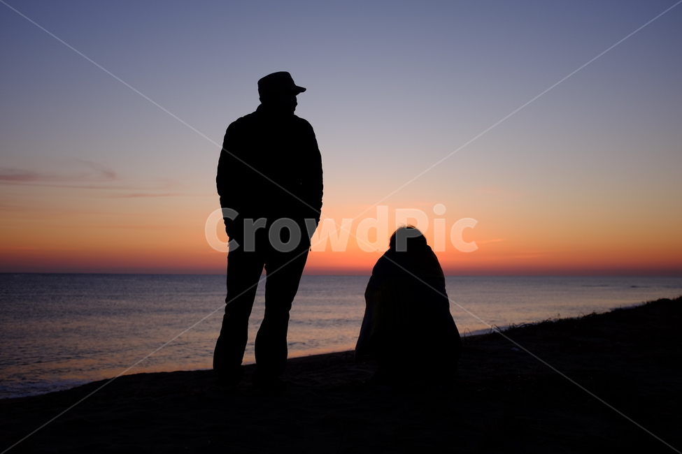 노을,바다,뒷모습,여행,힐링,해변,바다,beach,sea,사람,인물,인간,human,person,인물실루엣,사람실루엣,character silhouette,human silhouette,여행,휴가,traveling,vacation,trip,silhouette,실루엣,standing,서 있는