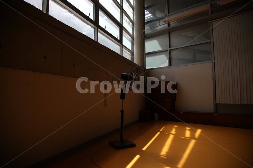 선풍기,빛,어둠,건물,실내,인테리어,실내디자인,interior design