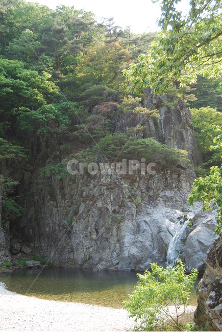 내연산,문수봉,연산폭포,무풍폭포,상생폭포,자연의위대함,등산로,능선,아름다움,신비스런산,돌,산행,힐링,자연,감성,등산,계절,여행,한국,한국명산,한국등산,풍경,눈,나무,하늘,바람,바람소리,환경,생태계,산,땅,자연,풍경,nature,landscape,한국자연풍경,한국자연경관,korea nature landscape,outdoors,옥외,water,물,river,강