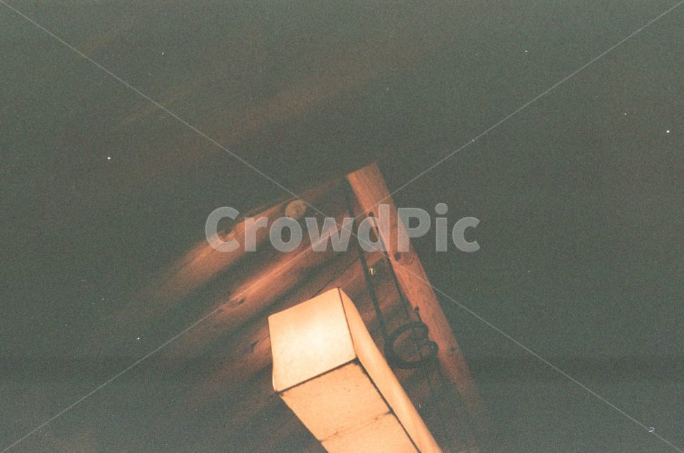 전등,lighting,ceiling,천장,천정,무드,mood,조명,감성,생각,밤,등박스,한옥,옛날,filmcamera,filmcamera,필름카메라,아날로그,아날로그필름,analogue