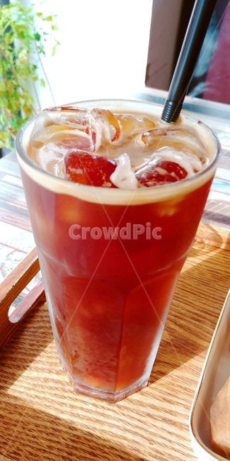 아메리카노,아이스아메리카노,커피,차가운,얼음,컵,빨대,시원한,음료,카페,카페음료,커피컵,휴식,커피,카페,coffee,cafe