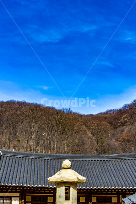 보광사,석등,기와,기와지붕,하늘,전통건축물,한국전통,한국문화,korean traditional,korean culture,건축물,건물외관,exterior,building,structure,architecture,construction