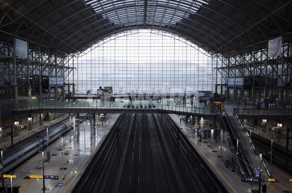 terminal,trainstation,기차역,train,기차,transportation,교통,vehicle,차량,교통,교통수단,traffic,transportation