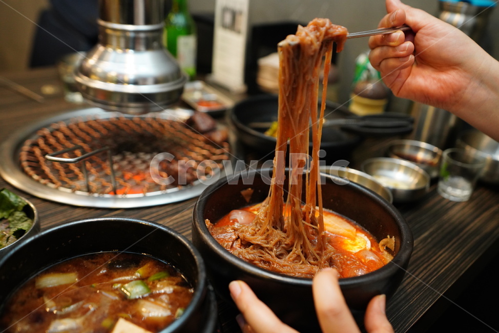 면,냉면,비빔냉면,한식,식사,음식,먹거리,먹방,요리,푸드