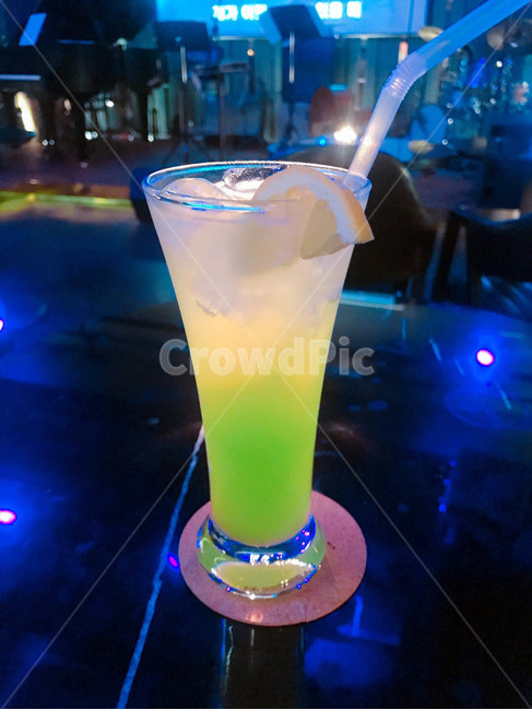 칵테일,바,alcohol,알코올,cocktail,drink,음주,beverage,마실것