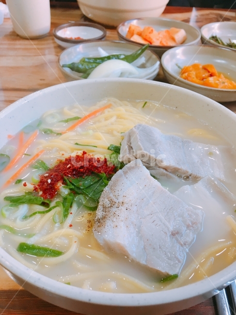 고기국수,제주도,제주도음식,국수,고기,음식,식재료,요리,food,cook,meal,dishes,food reserves,면류,면요리,noodles,육류,고기,meat,한식,한국음식,한국요리,korean food,korean dishes,korean meal,korean cook