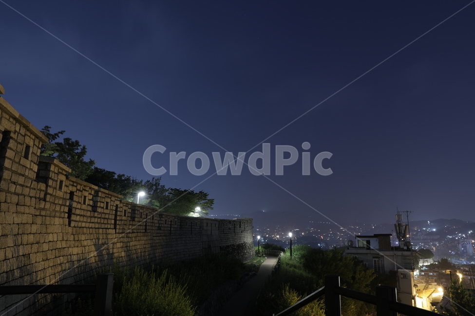서울,낙산공원,야경,불빛,감성,밤,풍경,nightscape,night,landscape,한국전통,한국문화,koreantraditional,koreanculture,건축물,건물외관,exterior,building,structure,architecture,construction,야경,밤,풍경,nightscape,night,landscape,도시,city,한국도시풍경,한국도시경관,korea cityscape,한국전통,한국문화,korean traditional,korean culture,건축물,건물외관,exterior,building,structure,architecture,construction,handrail,난간,banister,railing