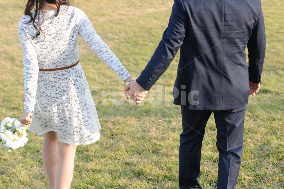 연인,wedding,웨딩야외,커플,couple,가을,잔디,남자,여자,부케,fall,lover,grass,감성사진,분위기,사랑,손,사람,인물,몸,hand,holdinghands,셀프웨딩,로맨틱,함께,사람,인물,인간,human,person,연인,커플,사랑,lover,couple,결혼,혼례,웨딩,wedding,marriage,marry