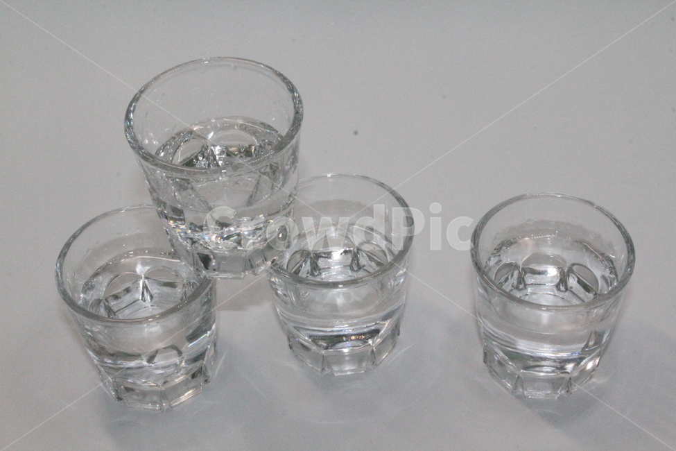 소주,소주잔,술잔,알콜,음주,한잔,소주잔들,투명,투명한잔,투명소주잔,사물,물건,오브젝트,thing,object,matter