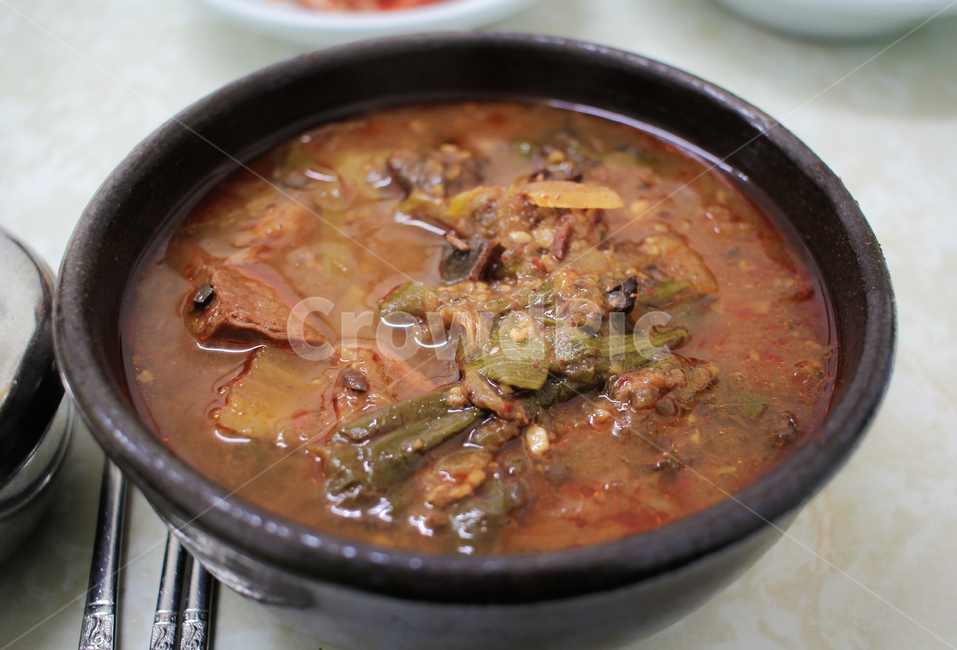 음식,국,육개장,soup,food,전통,전통음식,traditionalfood,korean,한국,식사,dinner,lunch,점심,요리,cuisine,hot,spicy,건강식,healthyfood,음식,식재료,요리,food,cook,meal,dishes,food reserves,한식,한국음식,한국요리,korean food,korean dishes,korean meal,korean cook