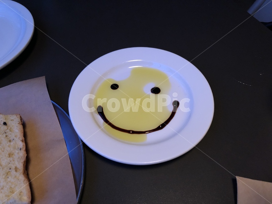 스마일,접시,오일,웃음표,미소,도기류,받침접시,saucer,소스그릇