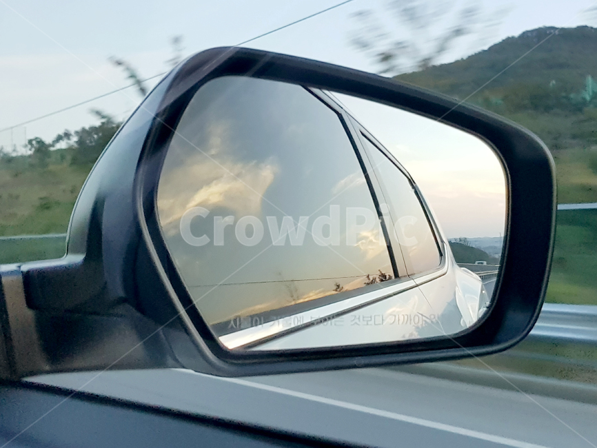사이드미러,구름,드라이브,사이드미러구름,차,자동차,car,교통,교통수단,traffic,transportation