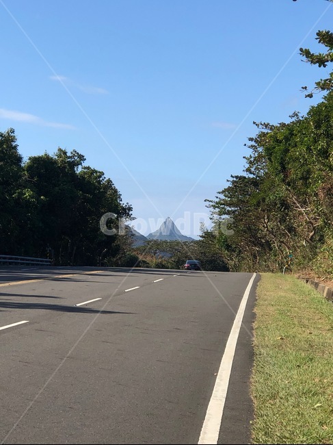 도로,산,mountain,아스팔트,road,도로전경,풍경,고속도로,차도,asphalt