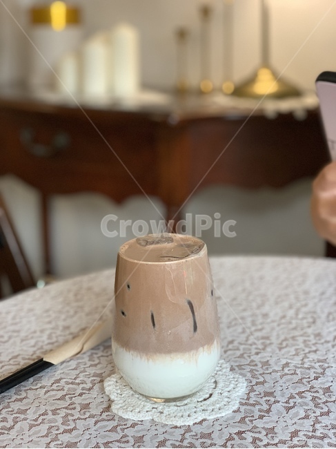 커피,coffee,밀크커피,바닐라커피,우유,카페,caffe,milkcoffee,vanillacoffee,vanilla,coffeelatte,ice,icecoffee,icecoffeelatte,beverage,drink,마실것