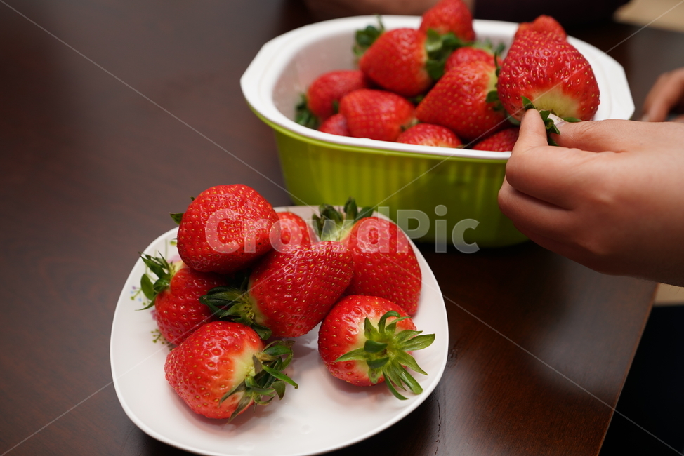 딸기,과일,디저트,먹거리,비타민,빨강,레드,red,색감,음식,strawberry,fruit