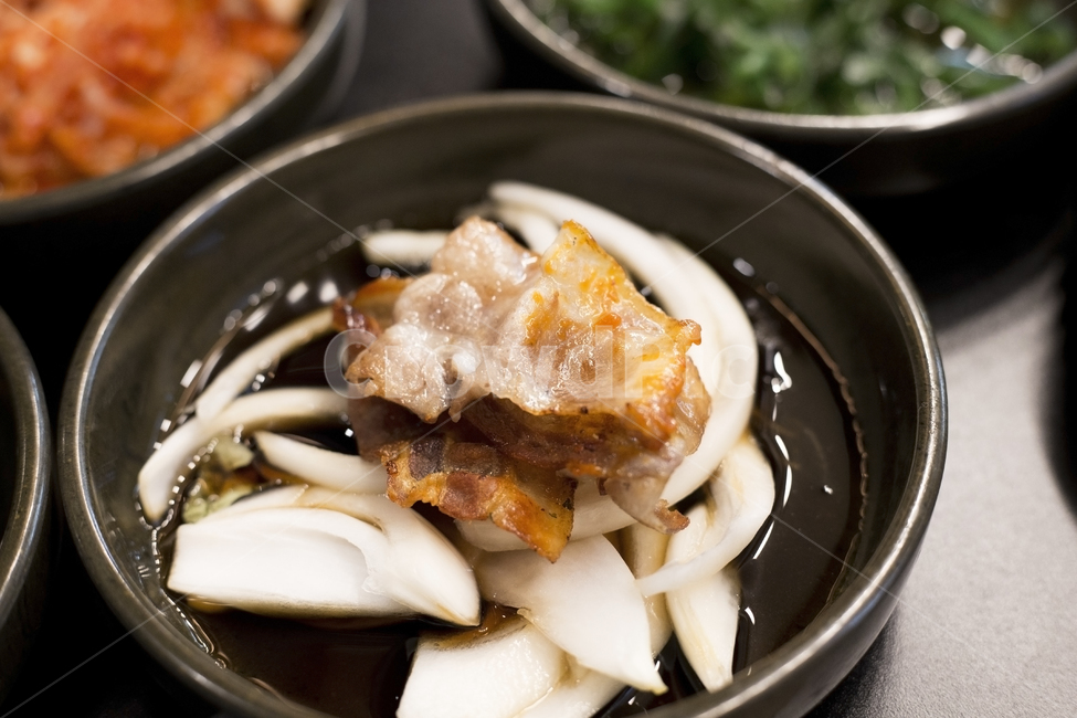 삼겹살,porkbelly,bacon,음식,요리,식사,술안주,food,음식,식재료,요리,food,cook,meal,dishes,food reserves,육류,고기,meat,한식,한국음식,한국요리,korean food,korean dishes,korean meal,korean cook