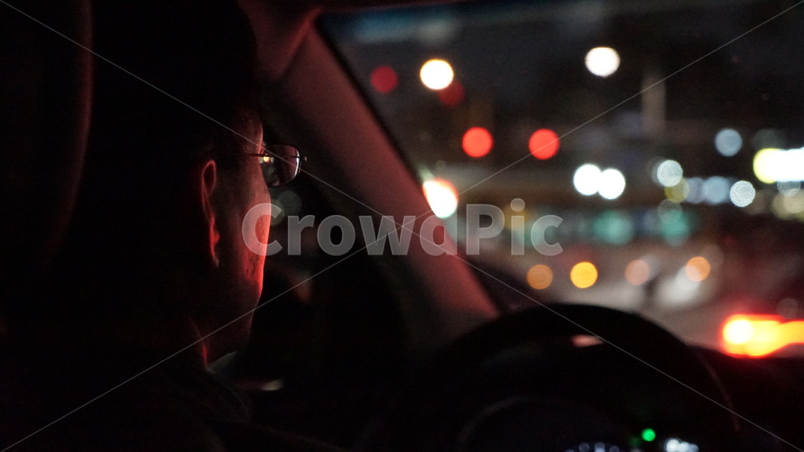 운전,밤길,신호,자동차,차,라이트,light,night,car,부모,아버지,고독,어둠,어두움,교통,교통수단,traffic,transportation