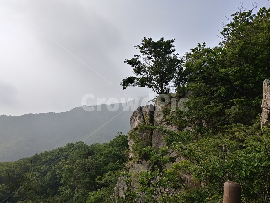 모악산,아침모악산,중인리능선,안개낀능선,전주시,능선조망,안개긴모악산