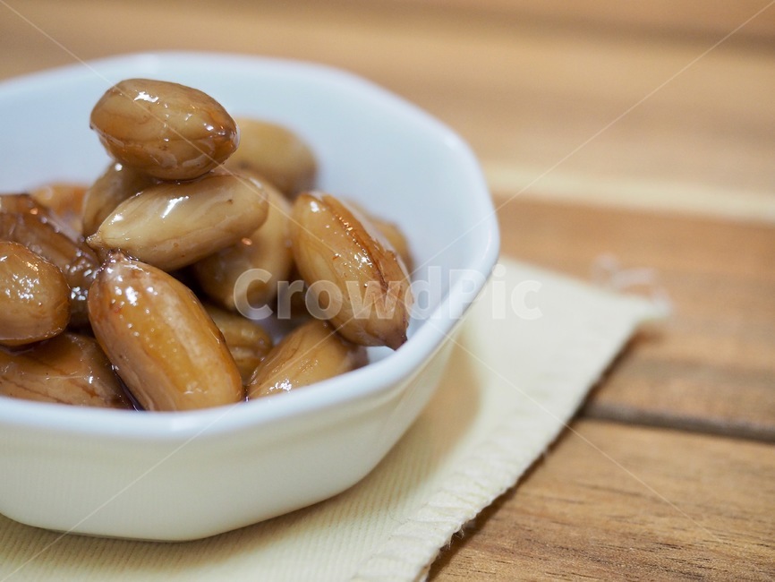 땅콩,땅콩조림,반찬,땅콩간장조림,한국음식,식품,한식,한국문화,한국,배경,음식문화,웰빙,문화,아시아,아시아음식,접시,전통,음식,요리,음식,식재료,요리,food,cook,meal,dishes,food reserves