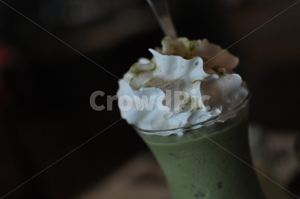 카페,카페메뉴,휘핑,그린티,그린티라떼,휘핑크림,생크림,크림,커피,cafe,녹차,녹차음료,음료,카페음료