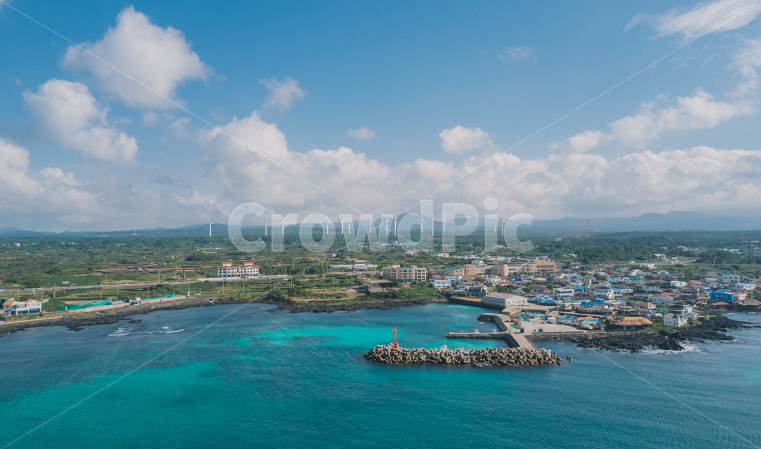 드론,항공촬영,바다,하늘,풍경,하늘색,푸른색,drone,sky,ocean,Scenery,blue,island,자연,풍경,nature,landscape,제주도,jeju,jeju island,시골,마을,country,rural,town,outdoors,옥외,land,땅,경치,대양,water,물,sea,scenery,shoreline,해안선,coast,연안