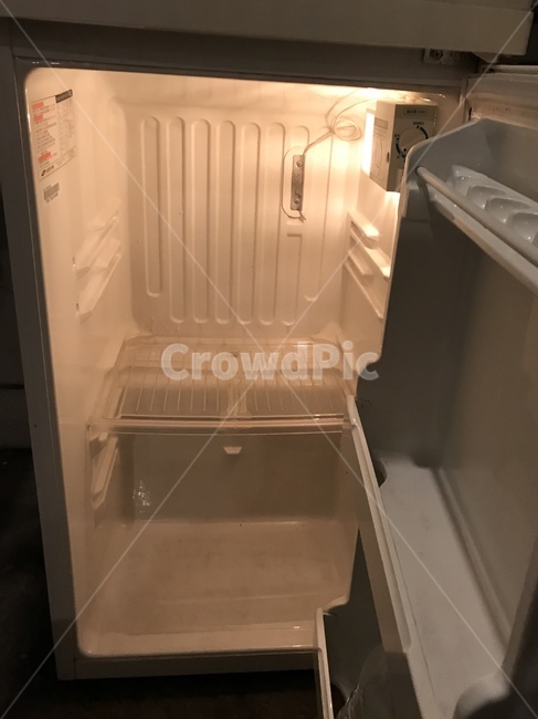 냉장고,빈곤,가난,텅빈,refrigerator,empty,fridge,poverty,애잔