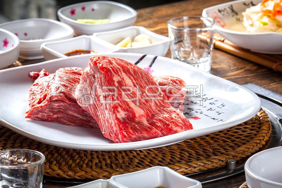 Grilled beef,Korean beef skirt meat,meat dishes,butchery,Tosi Sal,marbling,Meat restaurant,Domestic skirt meat,Grilled Korean beef skirt fillet,Korean beef sashimi,Korean beef part,For grilling skirt apricots,beef,Korean beef beef stew meat,Cow Korean bee