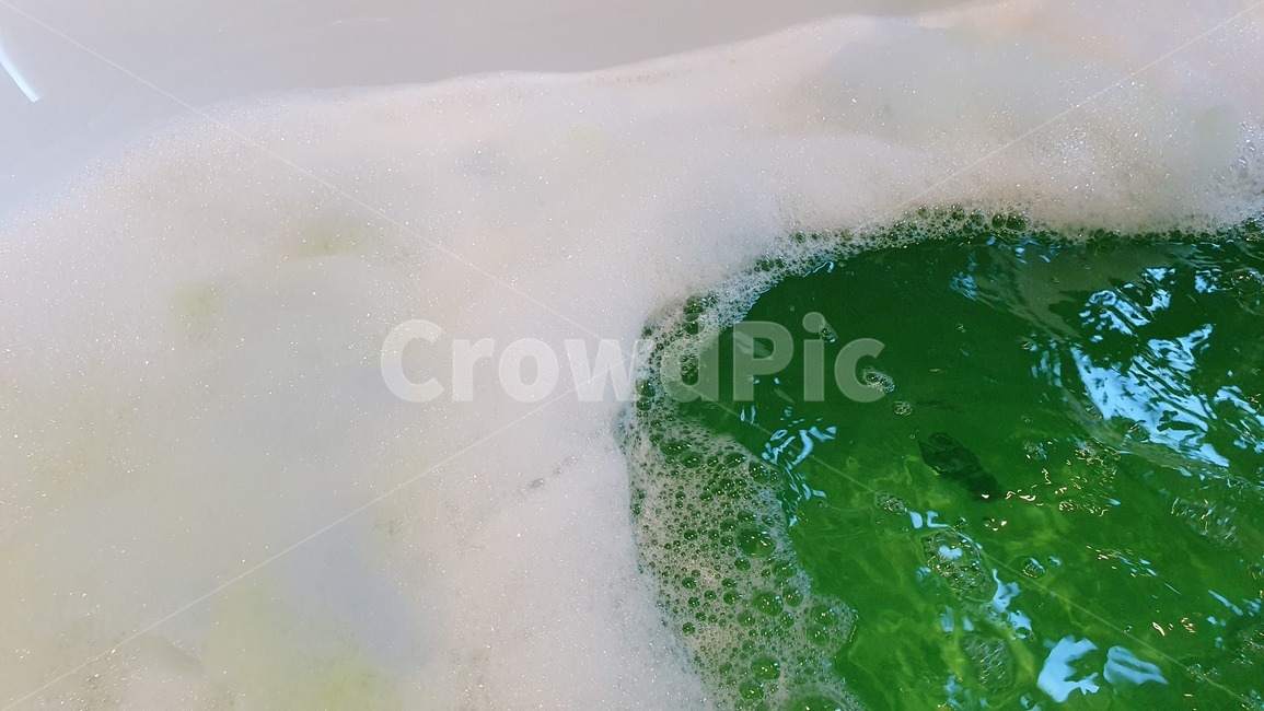 배경,욕조,colorwater,bath,배쓰밤,버블,거품목욕,bubble,힐링,휴식,스파,spa,초록색,green