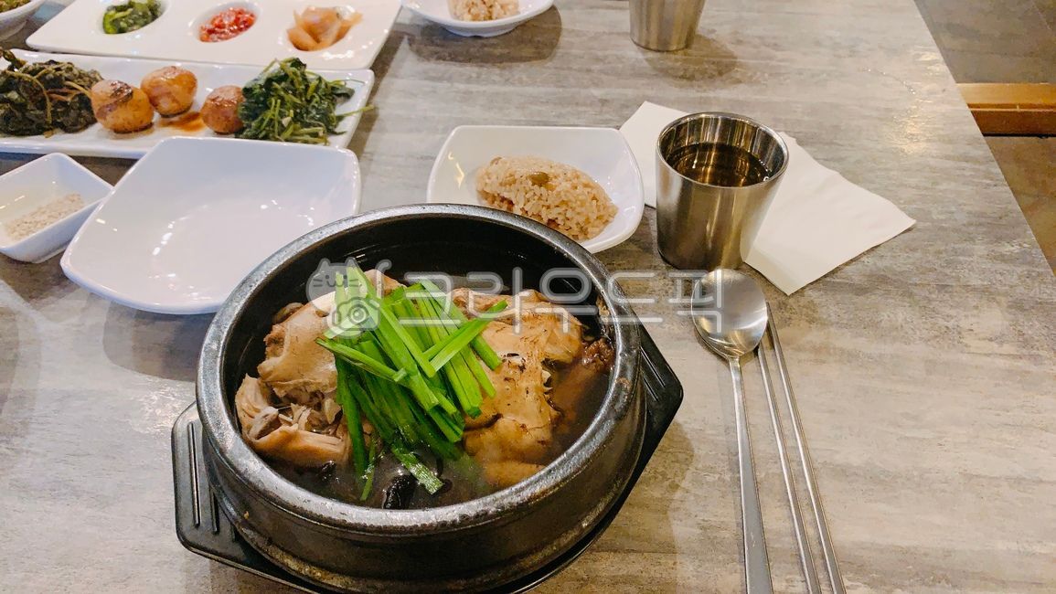 능이삼계탕,삼계탕,능이,복날,삼계,한식,meal,식사,부추