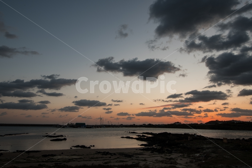 제주도,바다,하늘,석양,일몰,풍경,자연,자연,풍경,nature,landscape,해변,바다,beach,sea,outdoors,옥외,dawn,새벽,sunset,red sky,붉은 하늘,sky,dusk,황혼