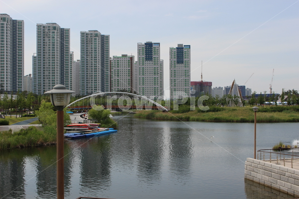 아파트,apartment,강,river,다리,bridge,공사,construction,물,water,청라,공원,park,보트,boat