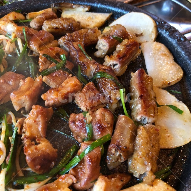 술,야식,곱창,koreanfood,먹방,음식,안주,고기,meat,food,불판,소곱창,음식,식재료,요리,food,cook,meal,dishes,food reserves,육류,고기,meat