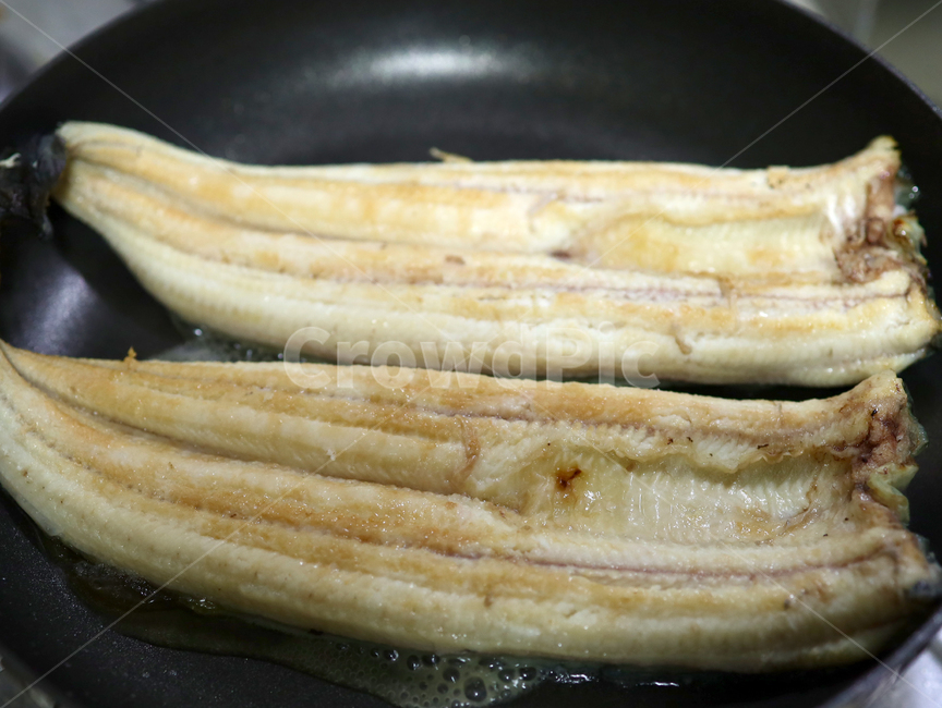 장어,생선,장어구이,장어요리,생선요리,생선구이,구이요리,구이,dish,fish,fishes,요리,식사,몸보신,food,meal,음식,식재료,요리,food,cook,meal,dishes,food reserves