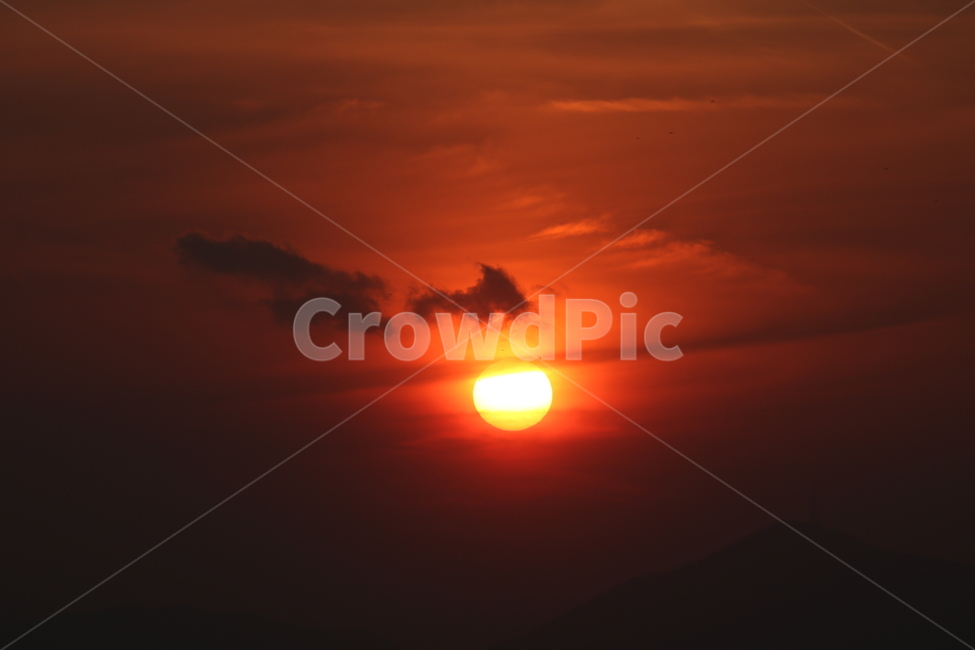 노을,해질녘,풍경,하늘,태양,자연,풍경,nature,landscape,outdoors,옥외,sky,dawn,새벽,sunset,일몰,dusk,황혼,red sky,붉은 하늘,sunlight,햇빛