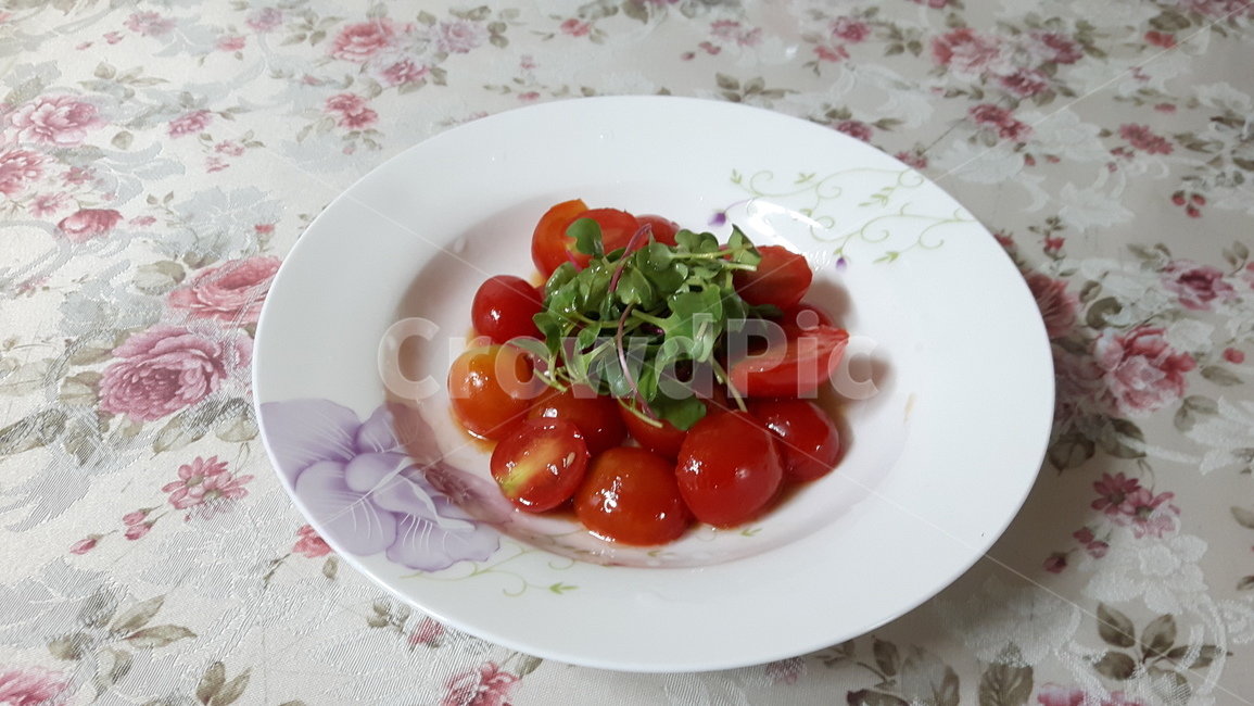 토마토,방울토마토,디저트,에피타이저,샐러드,음식,식재료,요리,food,cook,meal,dishes,food reserves,채소,야채,vegetables