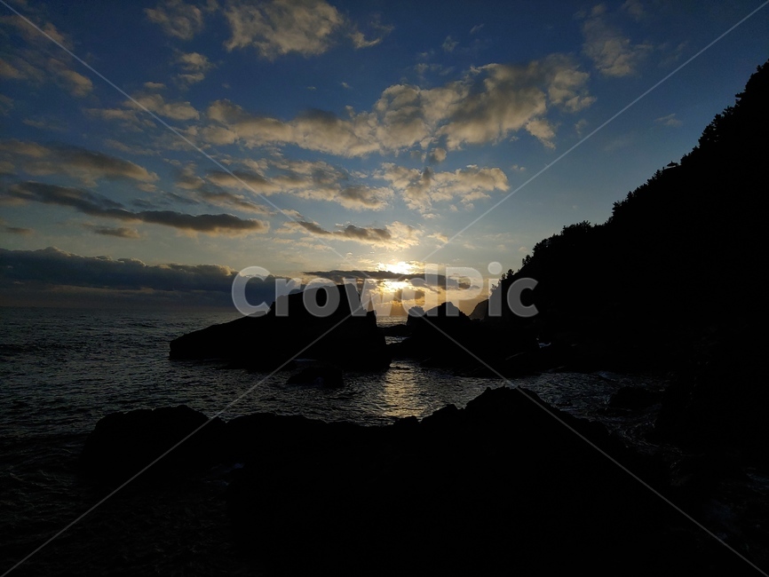 바다,sea,동해안,동해바다,동해,일출,sunrise,하늘,구름,beautiful,outdoors,nature,자연,붉은하늘,새벽