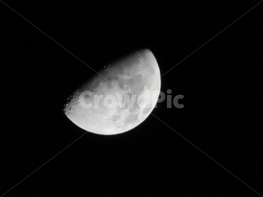 어둠,밤,빛나다,달,반달,초승달,검은색,회색,표면,아름다움,dark,night,klein,moon,halfmoon,crescentmoon,black,gray,surface,beauty