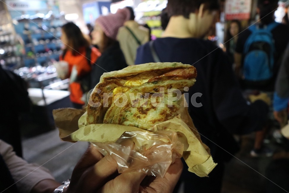 대만,야시장,로컬푸드,샌드위치,줄서서먹음