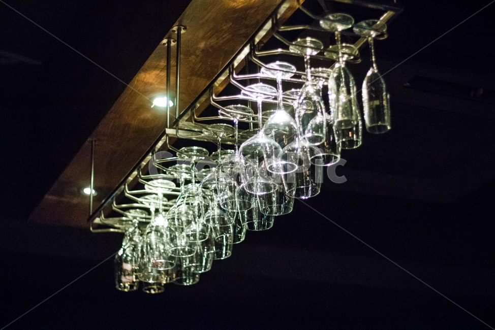 와인잔,Wineglass,와인잔걸이,와인잔거치대,와인잔렉,인테리어,실내디자인,interior design,사물,물건,오브젝트,thing,object,matter