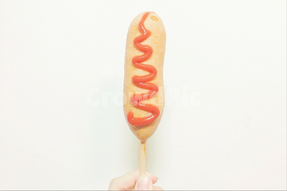 감성사진,음식,간식,핫도그,케찹,푸드,쿠킹,emotion,food,snack,hotdog,cooking,요리,필름,색감,음식,식재료,요리,food,cook,meal,dishes,food reserves,빵,bread,디저트,간식,후식,dessert,snack