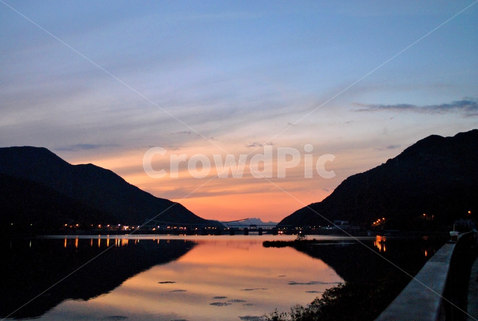 양평,저수지,노을,강,휴식,yangpyeong,reservoir,sunset,river,relax,자연,풍경,nature,landscape,야경,밤,nightscape,night,outdoors,옥외,water,물,mountain,산