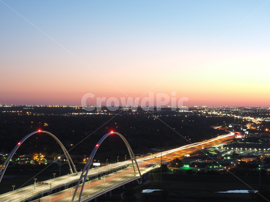 일몰,야경,다리,도로,미국,텍사스,도시,landmark,야경,밤,풍경,nightscape,night,landscape,도시,city,해외,외국,세계,foreign,oversea,world,세계도시풍경,해외도시풍경,외국도시풍경,world cityscape,architecture,건축물,building,건물,arched,아치형,arch,아치,bridge,arch bridge,아치교