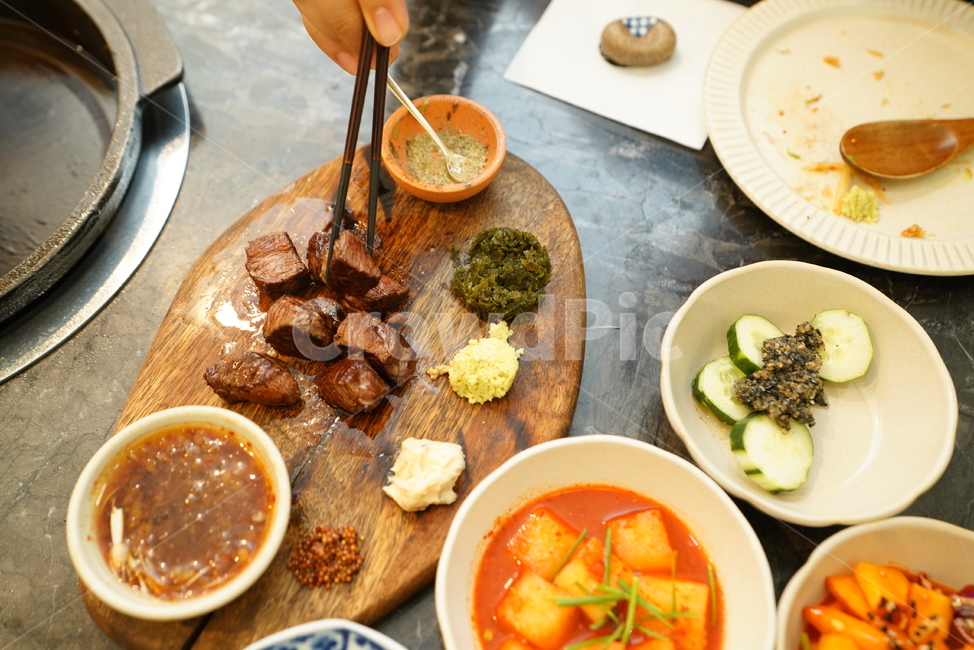 한우,고기,식사,육류,육식,음식,먹거리,푸드,food,소고기,술안주