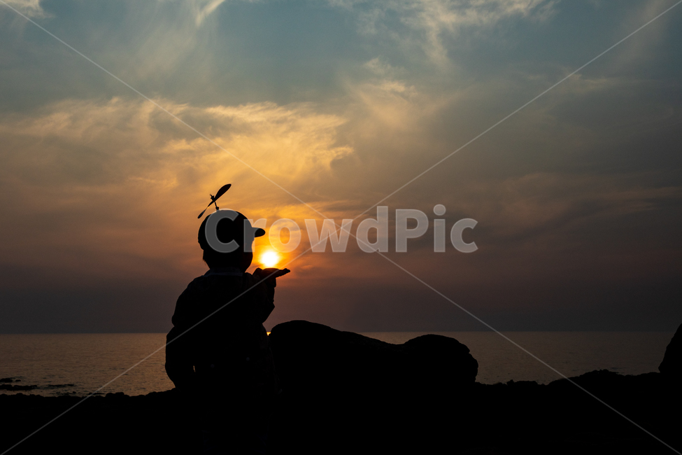 silhouette,실루엣,nature,자연,인간,human,사람,outdoors,노을,귀여움,추억,제주도,애월,바다,여행,휴가