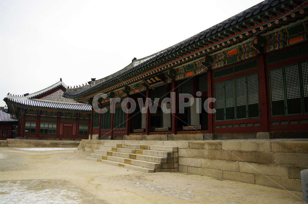 덕수궁,고궁,건축,전통건축,traditional,전통,기와지붕,한국전통,한국문화,korean traditional,korean culture,랜드마크,landmark,tourist attraction,한국랜드마크,한국관광지,한국명소,korea landmark,korea tourist attraction