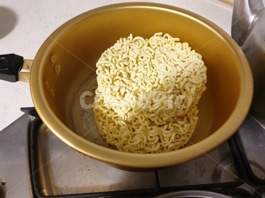 라면,짜장면,짜파게티,냄비,인스턴트식품,식품,식사,끼니,요리,조리,레시피,면발,맛있는,food,음식,noodle