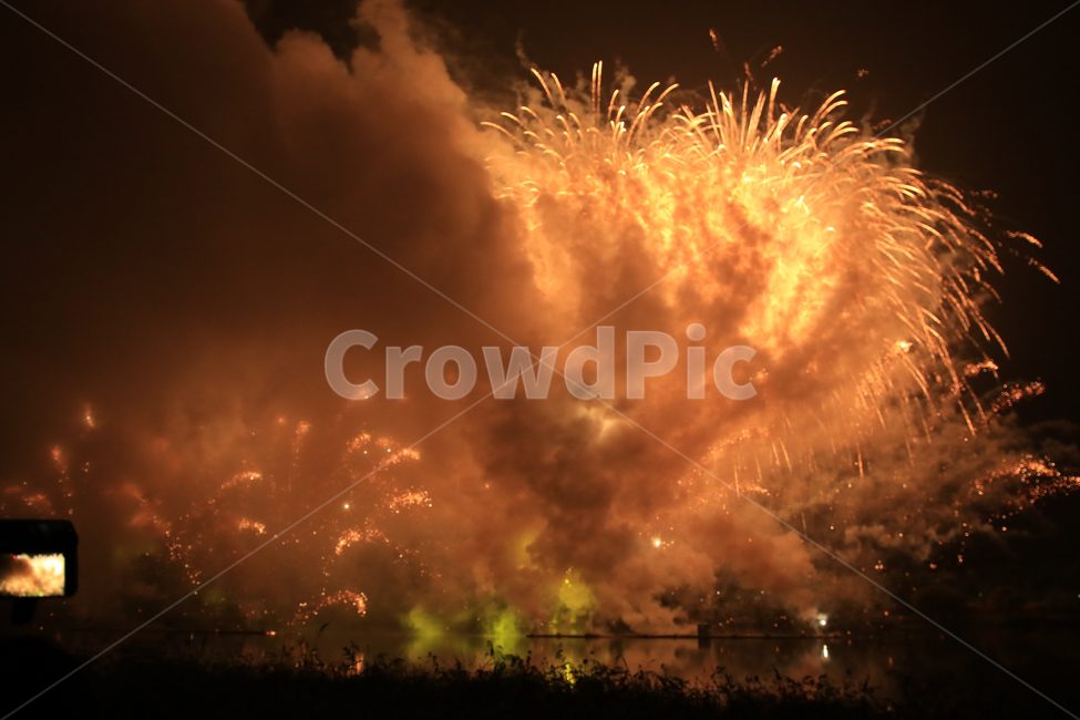 불꽃놀이,불꽃,야경,축제,화려함,폭죽,빛,밤하늘,야경,밤,풍경,nightscape,night,landscape,축제,행사,festival,carnival,event,nature,자연,outdoors,옥외
