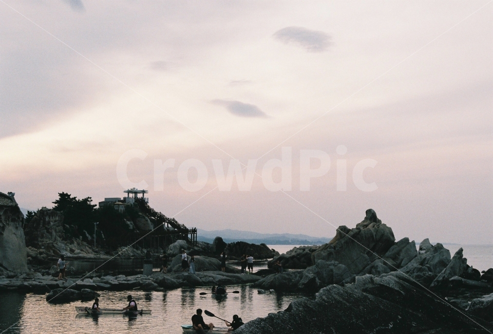 강릉,바다,풍경,해안,바위,자연,풍경,nature,landscape,사람,인물,인간,human,person,스포츠,레저,운동,sports,leisure,exercise