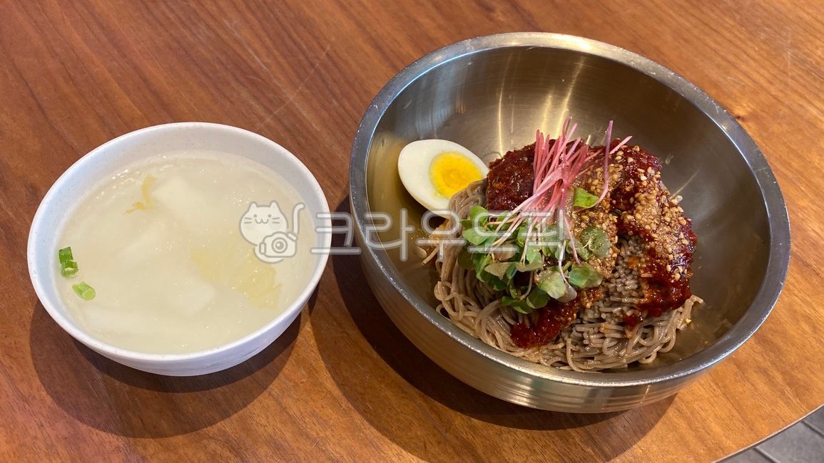 막국수,비빔국수,비밈막국수,빈대떡,동치미,막국수동치미,동치미막국수,국수,누들,한국음식,동치미국수,여름음식,제철음식,여름국수,냉국수